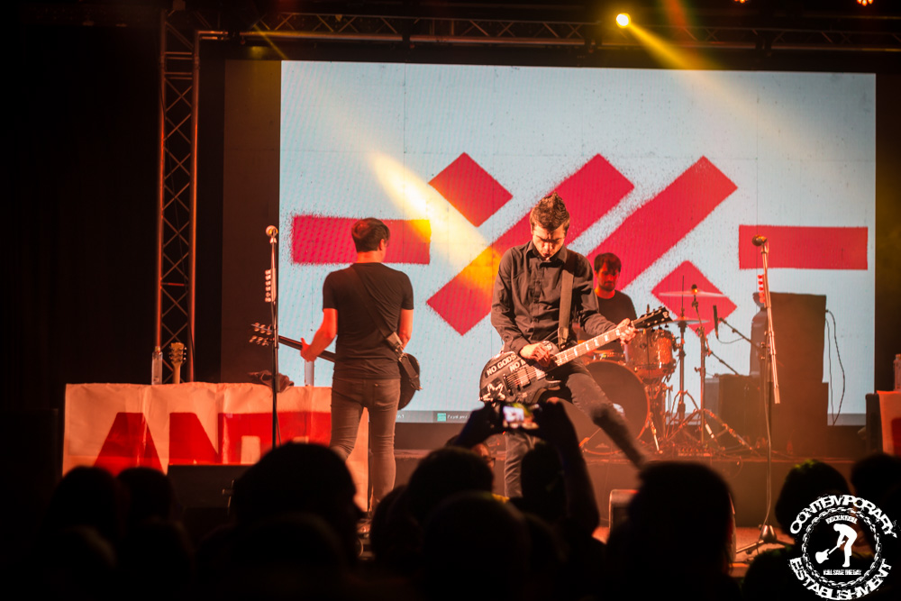 Anti-Flag și E.M.I.L. au concertat în Quantic și a fost super tare