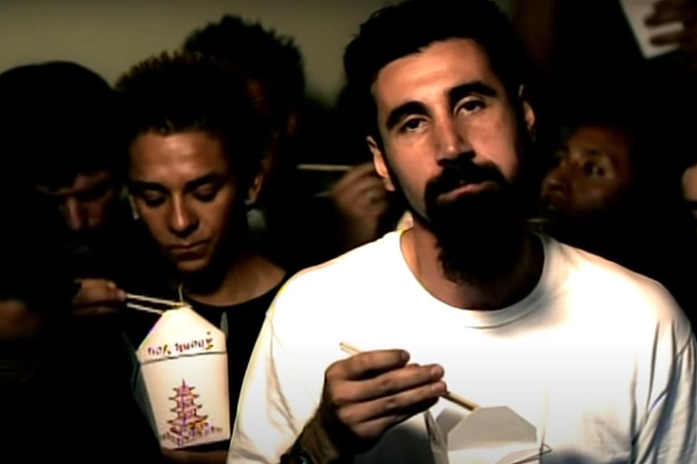 Videoclipul pentru "Chop Suey!" a celor de la System Of A Down a atins pragul de Un Miliard de vizualizări pe Youtube
