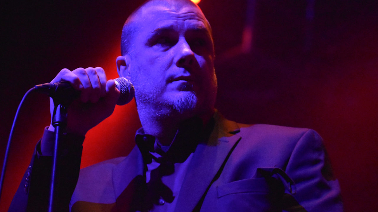 Vezi filmări cu EN MINOR a lui Philip Anselmo live at New Orleans's Orpheum Theater