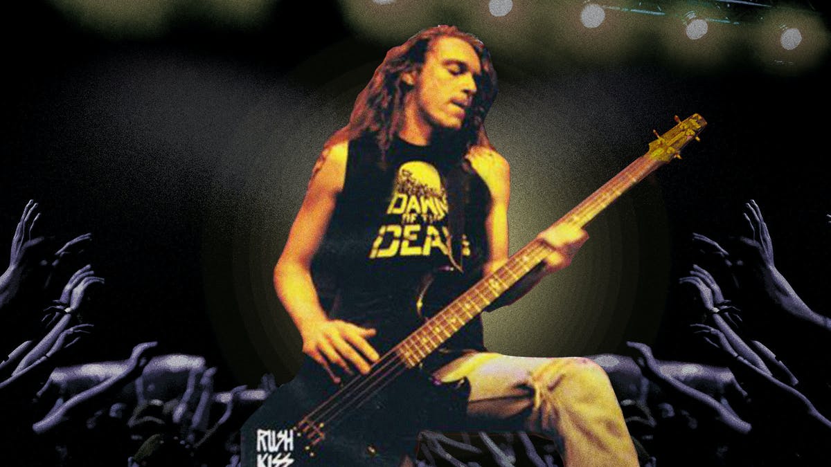 Vezi evenimentul virtual ce sîrbătoreste viața fostului basist Metallica CLIFF BURTON