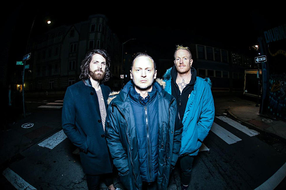 Trupa Eve 6 anunta un nou album si lanseaza single-ul "black nova"