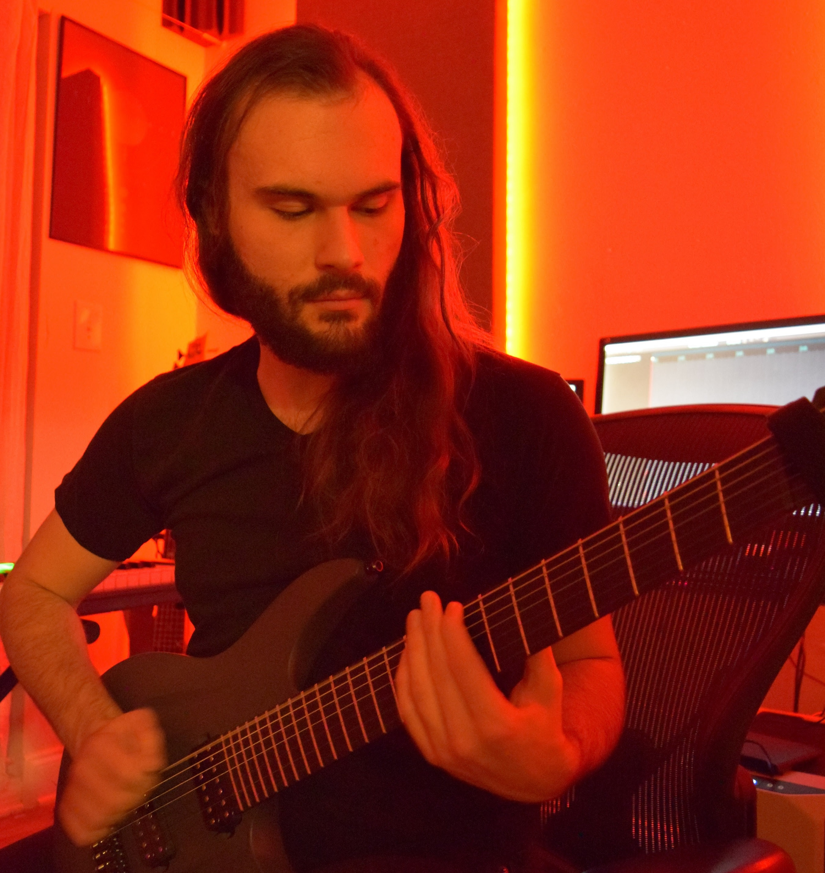 Manuel Barbará Presents His Progressive Metal Album “Moonrise”