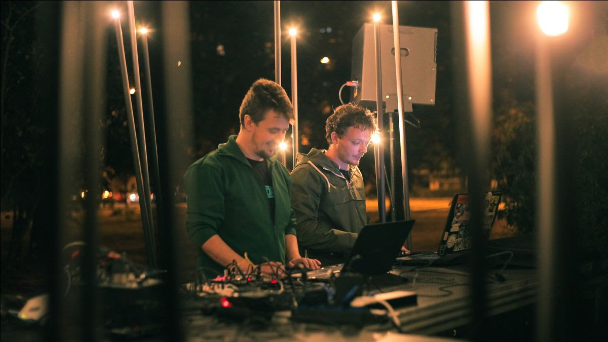 Duo-ul timişorean de muzică electronică We Are Creepz lansează remixul “In Brightness”, după piesa omonimă a trupei Thy Veils, sub label-ul Psihodrom Records