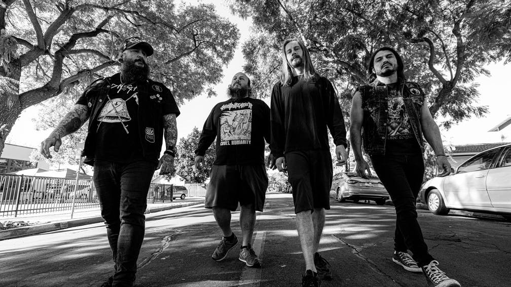 Trupa Incite lansează o nouă piesă absolut zdrobitoare - Deadbeat