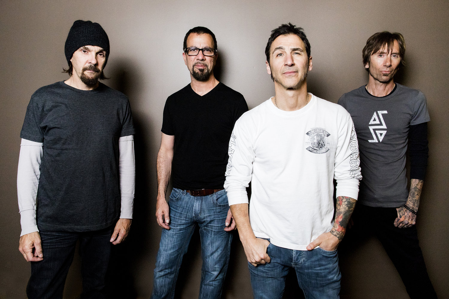 SULLY ERNA a declarat că GODSMACK a scris 12 piese pentru noul album