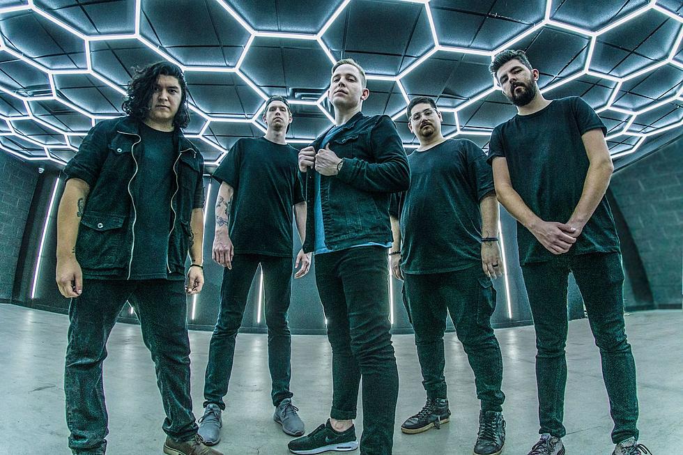 Rockerii din Phoenix, Archetypes Collide tohmai au lansat un nou videoclip pentru piesa "Above It All."