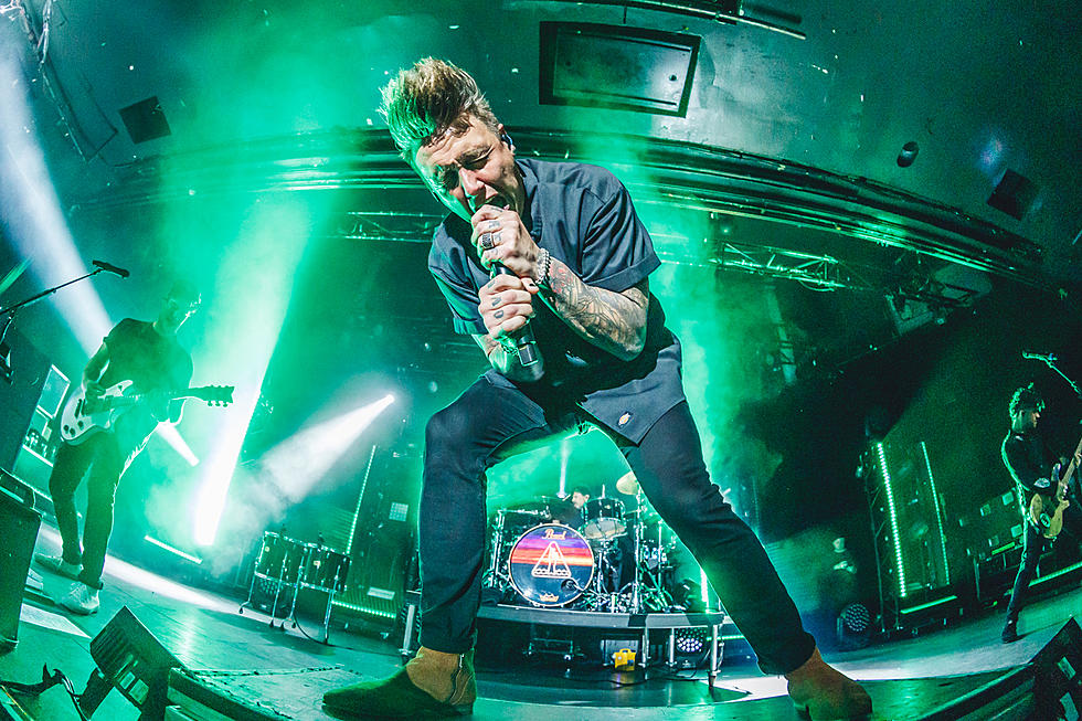 Trupa Papa Roach lansează videoclipul pentru single-ul "Kill The Noise"