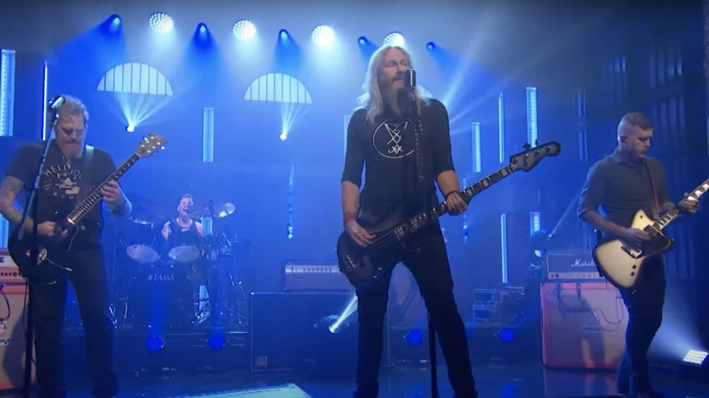 Vezi o interpretare live intensă a piesei "TEARDRINKER" a celor de la Mastodon in cadrul emisiunii 'LATE NIGHT WITH SETH MEYERS'