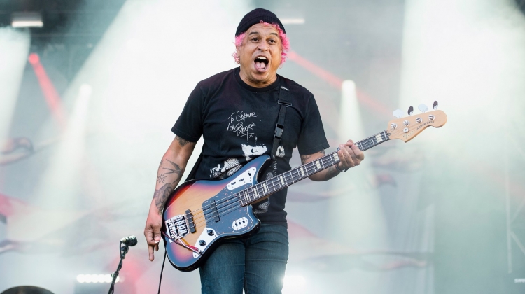 Trupa Deftones se desparte de basistul Sergio Vega - contemporary-establishment