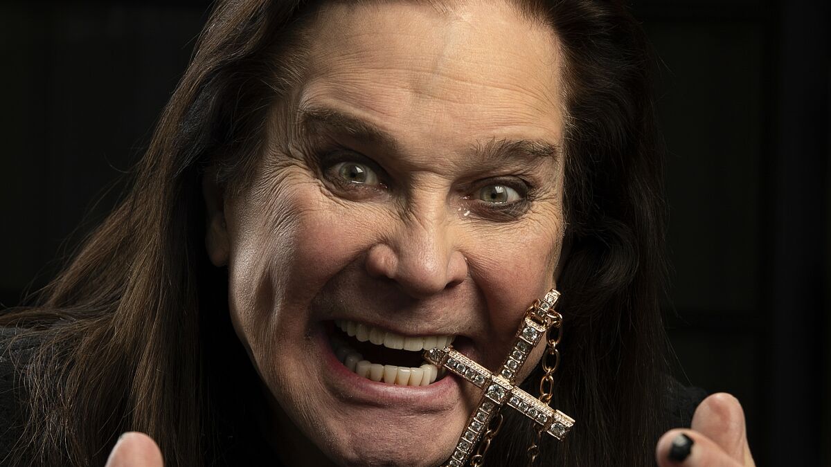 10 Lucruri Absolut Demente Despre Ozzy Osbourne - Contemporary-Establishment
